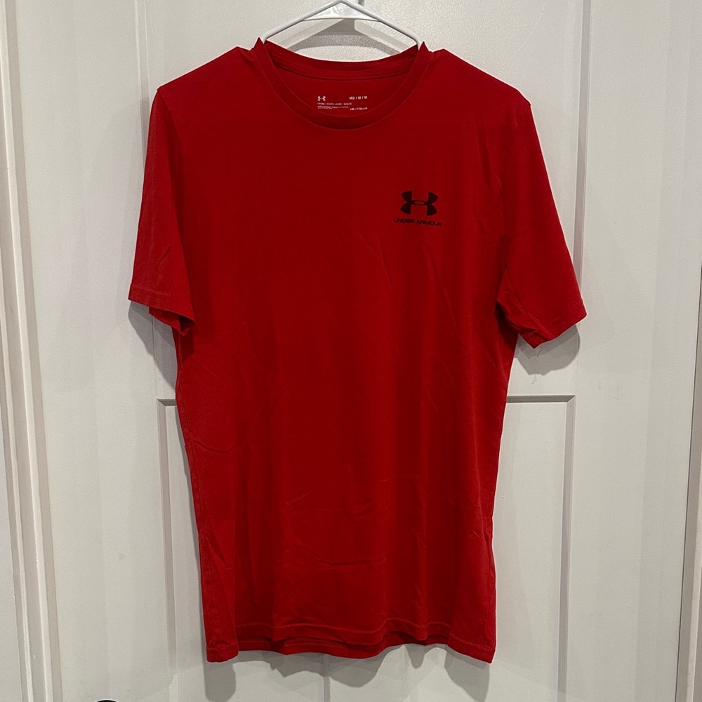 Under Armour Men's Red Short Sleeve Tee
